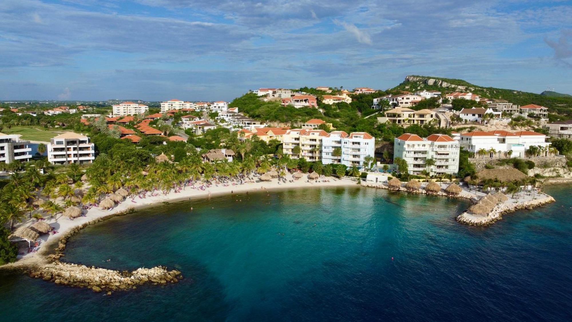 Blue Bay Beach Villas & Apartments 外观 照片