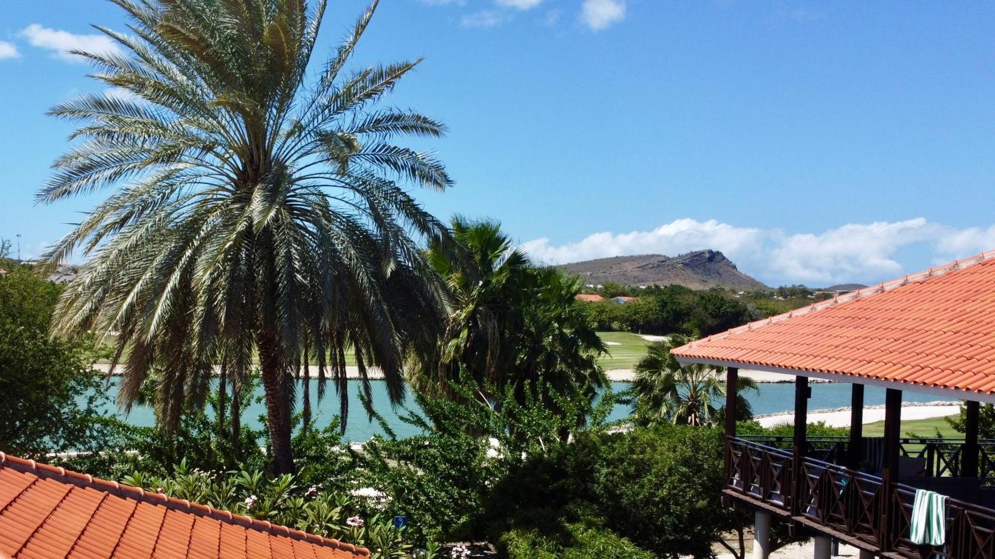 Blue Bay Beach Villas & Apartments 外观 照片