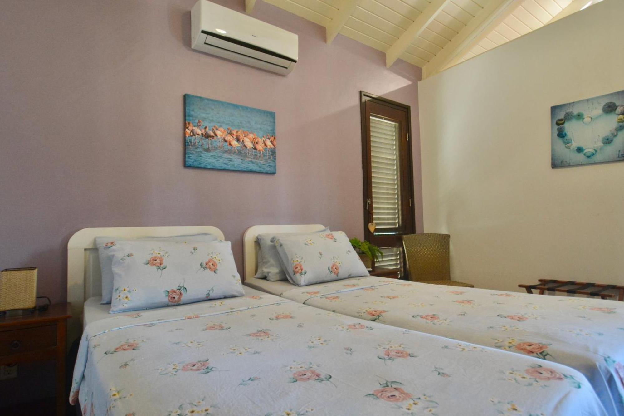 Blue Bay Beach Villas & Apartments 外观 照片