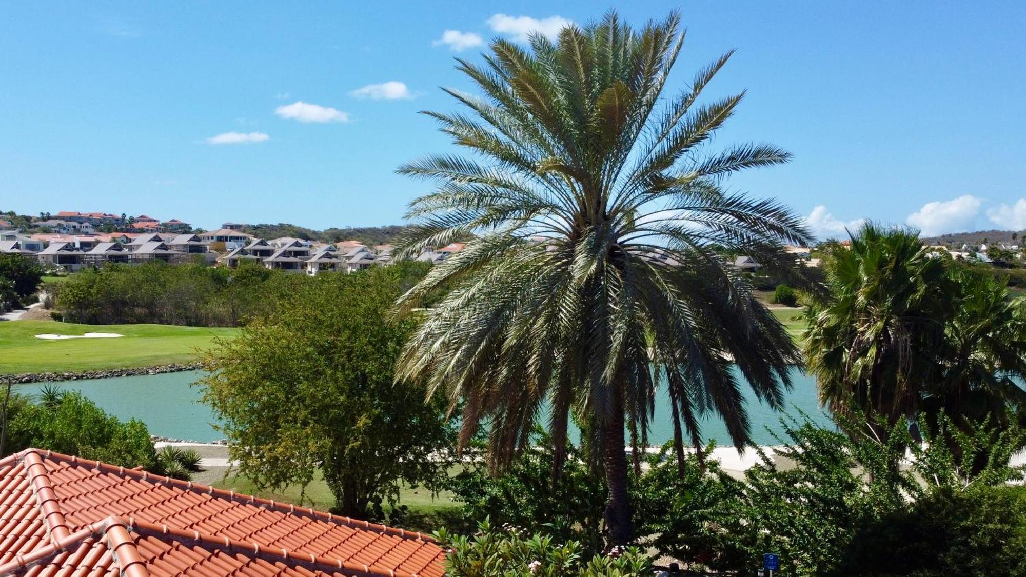 Blue Bay Beach Villas & Apartments 外观 照片