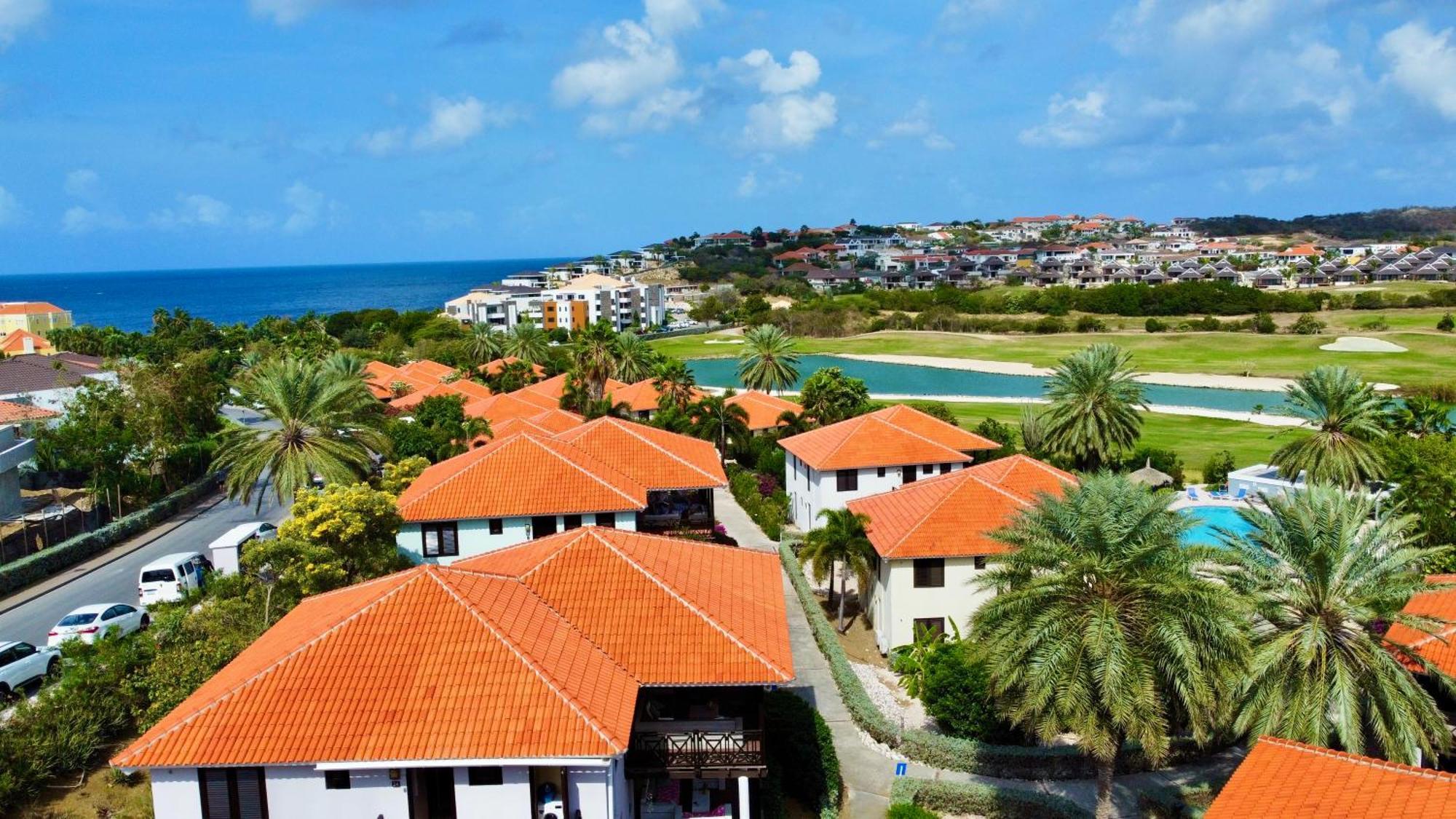 Blue Bay Beach Villas & Apartments 外观 照片
